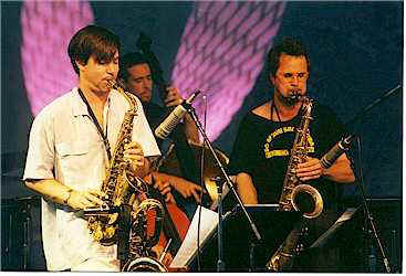 p-otb-saxes.jpg (17436 bytes)